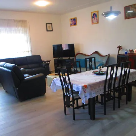 Apartamento Temporary In Via Cassia - La Giustiniana
